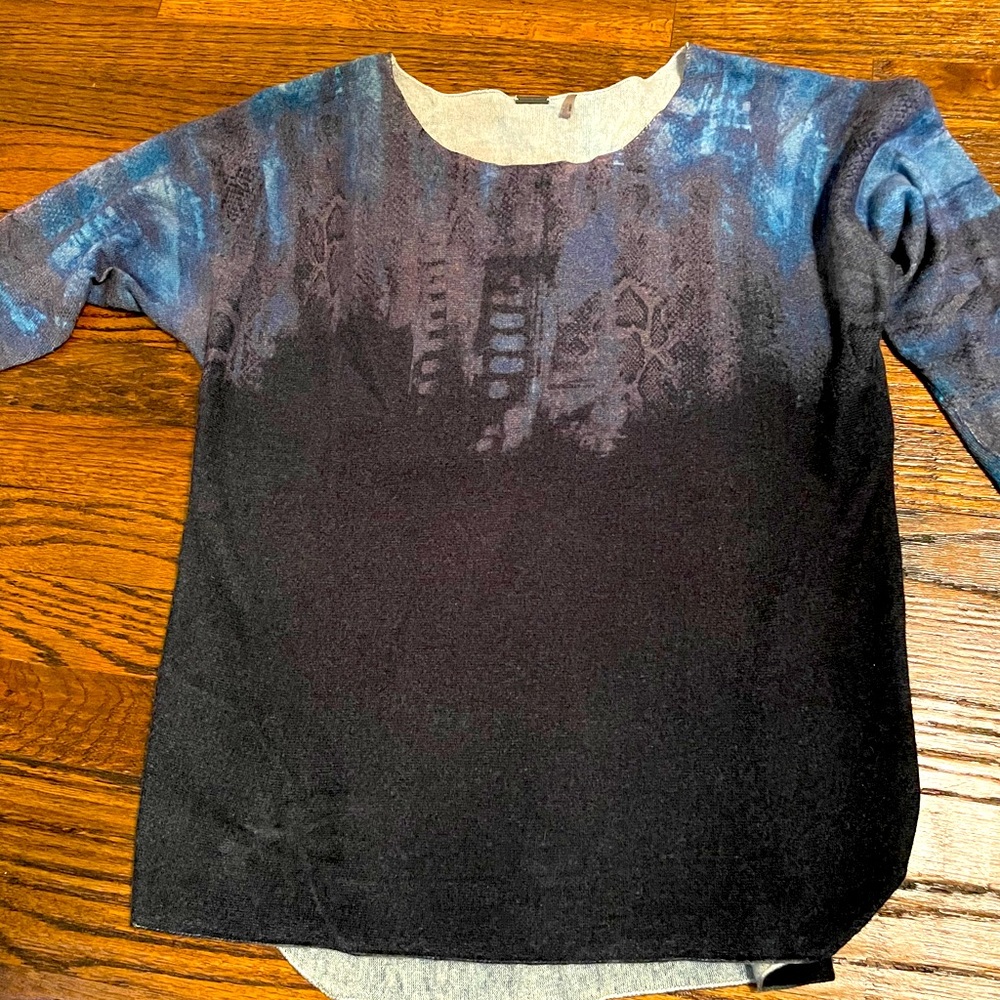 Tahari sweater